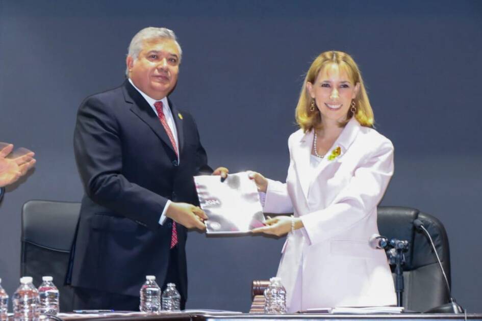 Recibe Congreso del Estado Informe de labores del Tribunal en Materia Anticorrupción y Administrativa