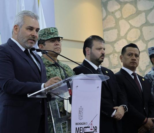 Fiscalía investiga origen del agresor de Carlos Manzo; tenía entre 17 y 19 años