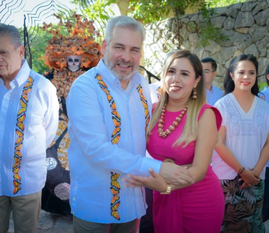 Santa Clara del Cobre y Zirahuén representan con orgullo a Michoacán en el Festival de la Vida y la Muerte en Xcaret: Dayana Pérez