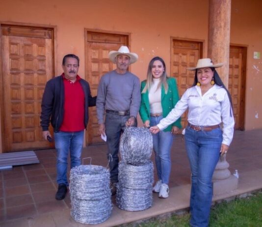 Dayana Pérez fortalece al campo en Salvador Escalante con entrega de apoyos