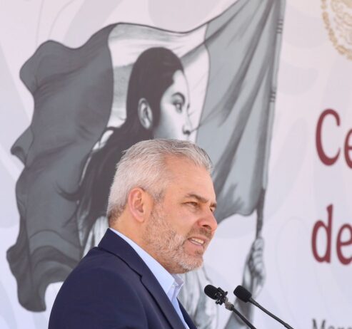 Ordena Bedolla investigar a policías municipales tras bloqueos del domingo en Michoacán