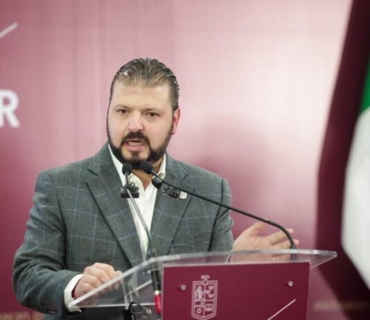 Programa de internet gratuito garantiza a estudiantes un derecho fundamental: Raúl Zepeda