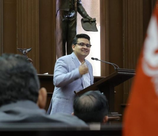 Toño Carreño propone reforma a la Ley Orgánica Municipal para fortalecer vigilancia financiera de los ayuntamientos