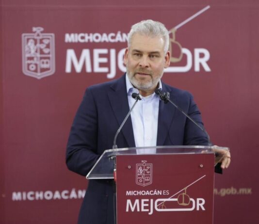 Retirado el 85% de los bloqueos carreteros en Michoacán: Bedolla