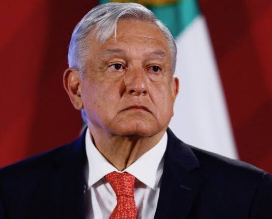 SE ACABÓ LA ERA DE LOS “ABRAZOS”