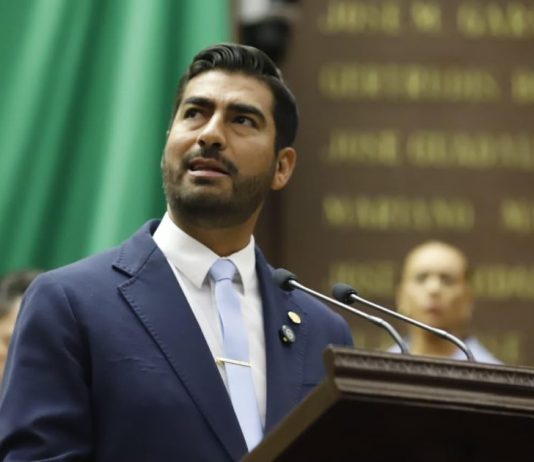 Alfonso Chávez defiende reforma que sanciona conductas violentas de operadores del transporte público