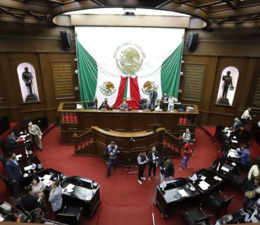 Legisladores fortalecen el marco normativo para prevenir, atender y controlar el VIH y el SIDA
