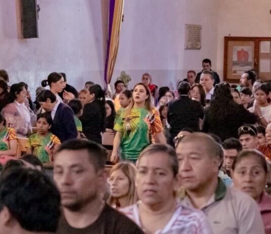 Dayana Pérez acompaña el regreso de peregrinos a Santa Clara del Cobre