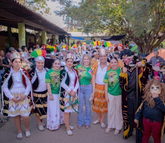 Dayana Pérez Mendoza acompaña con cercanía y fe la Fiesta de Ceniza en Carácuaro