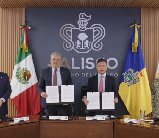 Acuerdan Michoacán y Jalisco reforzar la seguridad en municipios limítrofes