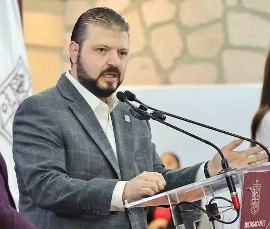 Zepeda se dispara en preferencias: arrasa en sondeo rumbo a Morelia