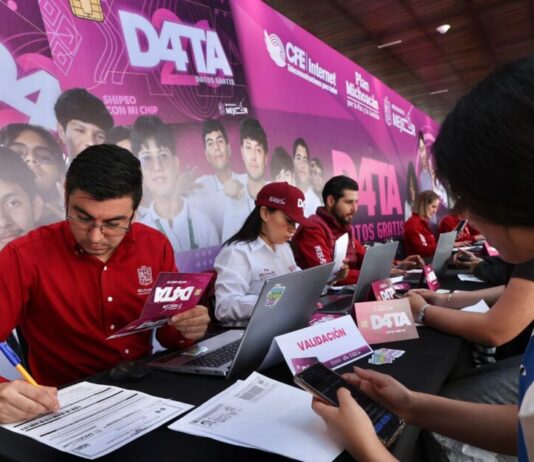 Miles de nicolaitas ya recibieron sus chips del Programa D4TA; continúa la entrega en Ceconexpo