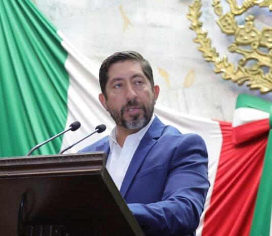 Abraham Espinoza busca que ayuntamientos garanticen accesibilidad en palacios municipales