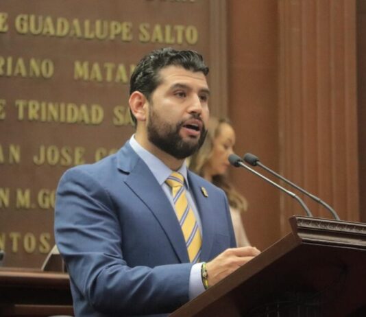 Octavio Ocampo presenta iniciativa para que Estado responda cuando una autoridad cause la muerte de una persona