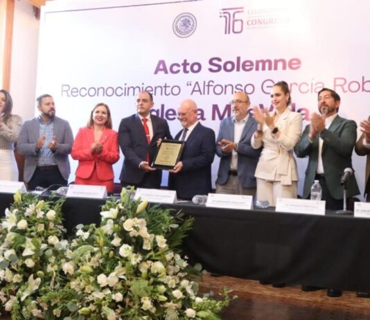 Congreso del Estado entrega a la Iglesia Más Vida el Reconocimiento “Alfonso García Robles”