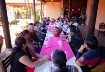 Fortalece Dayana Pérez diálogo con artesanos rumbo a Semana Santa en Salvador Escalante