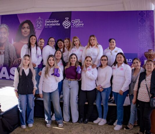 Más de 600 mujeres participan en el encuentro “Mujeres Unidas 8M” con Dayana Pérez en Salvador Escalante