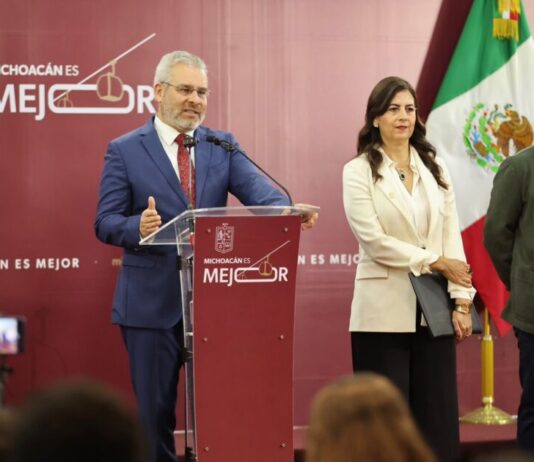 Más de 106 mil estudiantes recibirán internet gratuito con Programa Data: Bedolla