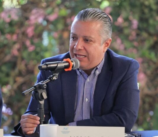UMSNH cuenta con presupuesto histórico por parte del Gobierno de Michoacán: Luis Navarro