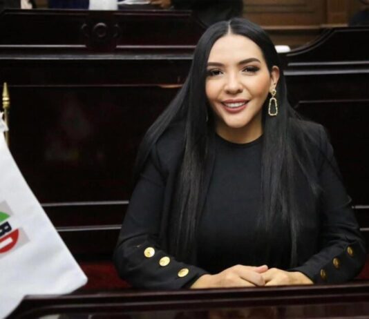 Exhorta Adriana Campos Huirache a saldar deuda con personas con la Condición del Espectro Autista en Michoacán