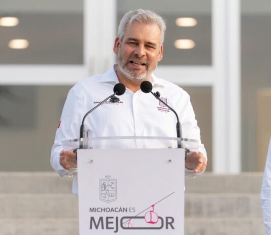 Respaldo absoluto a salud universal anunciado por Sheinbaum: Bedolla