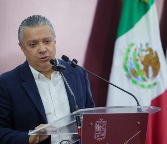 El 30 de abril, último día para pagar refrendo vehicular sin recargos: Luis Navarro