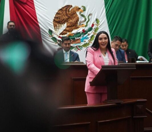 Desde el Congreso se seguirán promoviendo acciones legislativas contra la violencia escolar: Adriana Campos