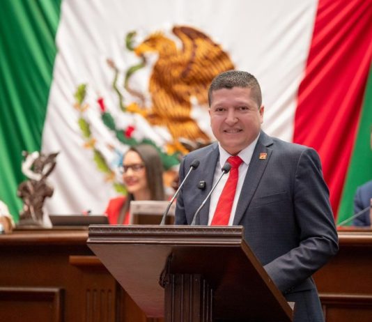 Vicente Gómez presenta iniciativa para garantizar el trabajo a personas con discapacidad adquirida