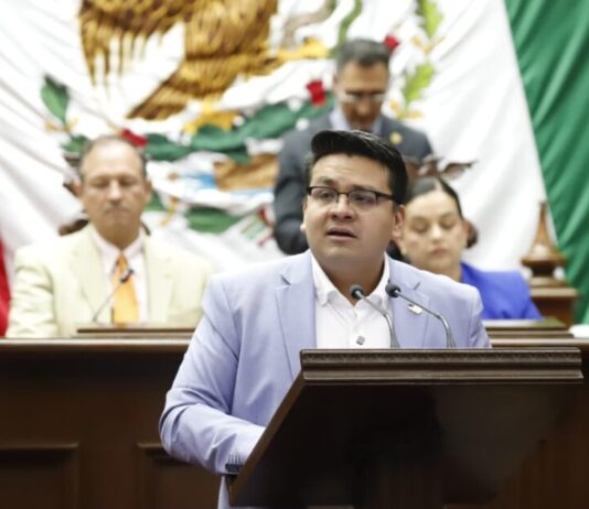 Toño Carreño destaca compromiso de la Comisión de Asuntos Electorales con la democracia