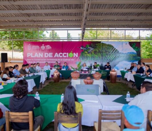 Dayana Pérez Mendoza impulsa acciones para la conservación de la Cuenca del Lago de Zirahuén