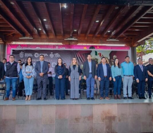 Conmemora Dayana Pérez el 164 aniversario de la Batalla de Puebla