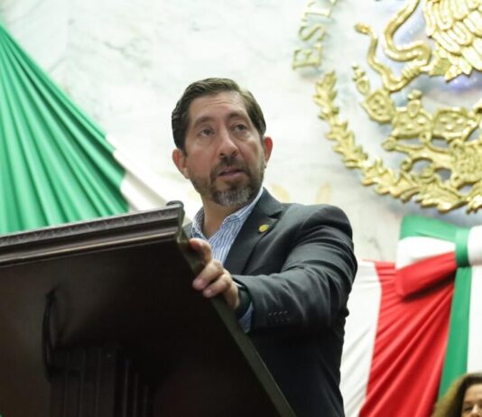 Abraham Espinoza plantea reforma para que servicio social de estudiantes sirva para fortalecer el cuidado ambiental
