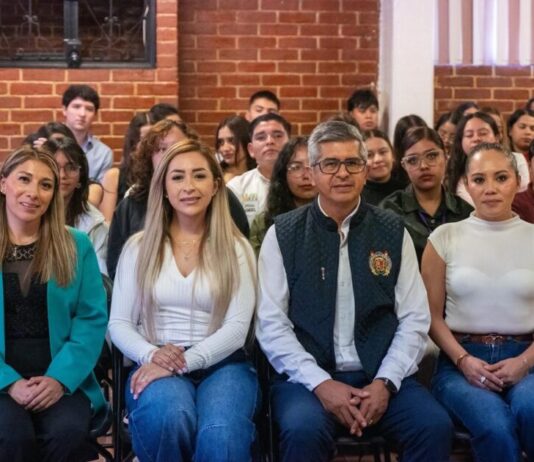 Impulsa Grecia Aguilar Mercado Parlamento Juvenil Incluyente en Zitácuaro