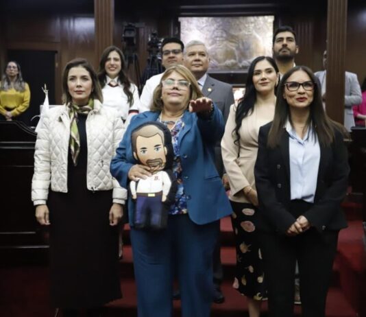 Congreso del Estado toma protesta como diputada a Julieta García Zepeda