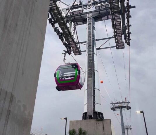 Teleférico de Uruapan reanuda operaciones tras concluir labores de mantenimiento