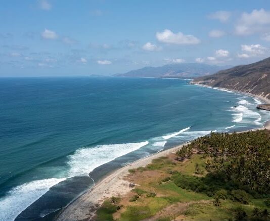 Playas de Michoacán, limpias y listas para tus vacaciones de verano: Bedolla