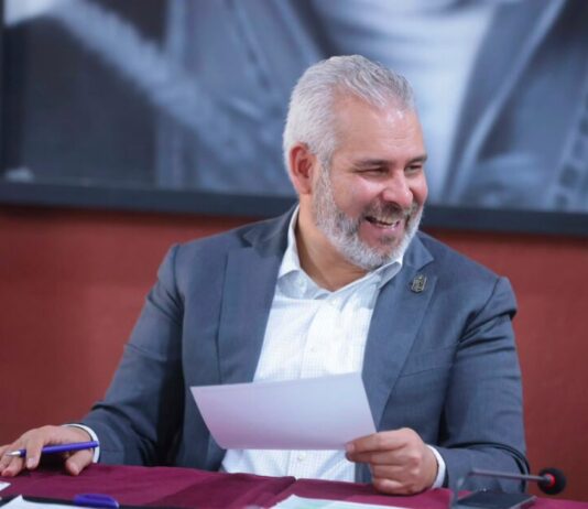Bedolla acuerda con comunidades indígenas ruta de seguridad de Peribán a Jacona
