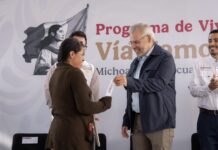 Más de 10 mil familias en Michoacán dan el primer paso para consolidar su derecho a la vivienda: Bedolla