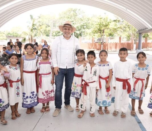 Aquila fortalece su infraestructura educativa; suman 50 escuelas atendidas y mejoradas: Bedolla