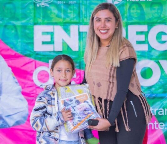 Dayana Pérez encabeza entrega masiva de útiles y mochilas para el regreso a clases en Salvador Escalante