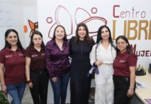Seimujer inaugura Centro LIBRE y entrega pañales a mujeres de Jungapeo