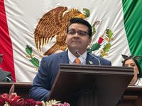 Toño Carreño, al responder al Quinto Informe de Gobierno, pidió un cierre de sexenio en paz para los michoacanos