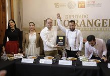 Hugo Rangel hace entrega de su Segundo Informe de Actividades Legislativas