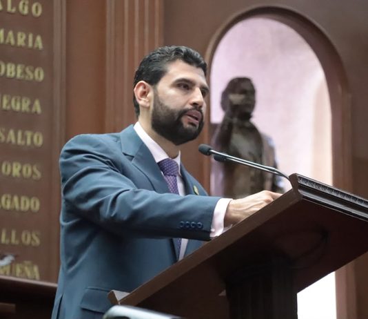 Propone Octavio Ocampo crear Historial de Desempeño de Proveedores para Michoacán