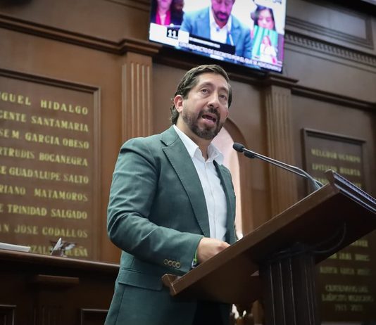 Diputado Abraham Espinoza propone llevar el Registro Civil a las comunidades más alejadas de Michoacán