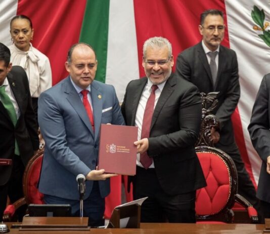 Presenta Bedolla su 5° Informe: destaca 31 mil mdp invertidos en más de 4 mil obras en Michoacán