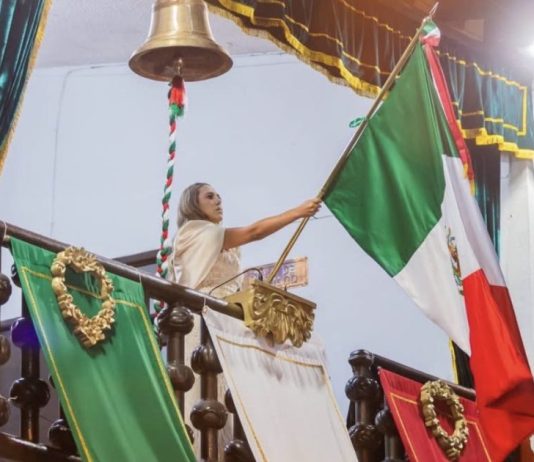 Salvador Escalante hace latir con fuerza el corazón de México durante el Grito de Independencia