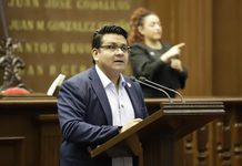 Toño Carreño plantea reformas a la Ley de Salud para atención de lupus y otras enfermedades autoinmunes