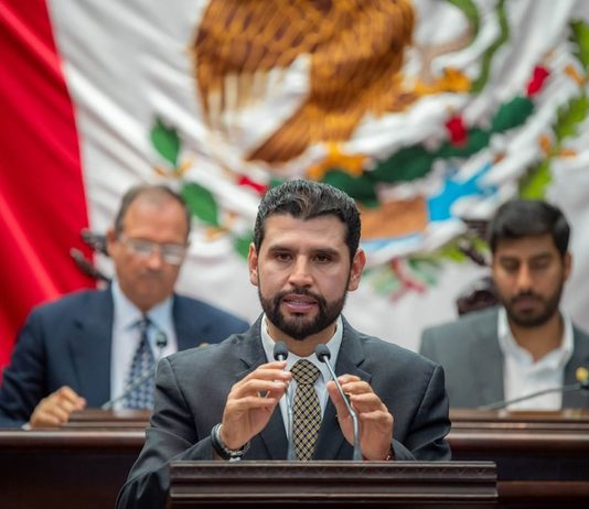 Celebra Octavio Ocampo aprobación de reforma para fortalecer la autonomía sindical y la libertad laboral