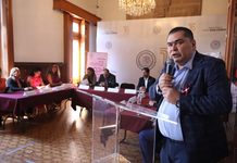 Realizan en el Congreso del Estado, Curso-taller de autoexploración de mama y feria de la Salud contra el cáncer de mama, organizado por el STASPLE